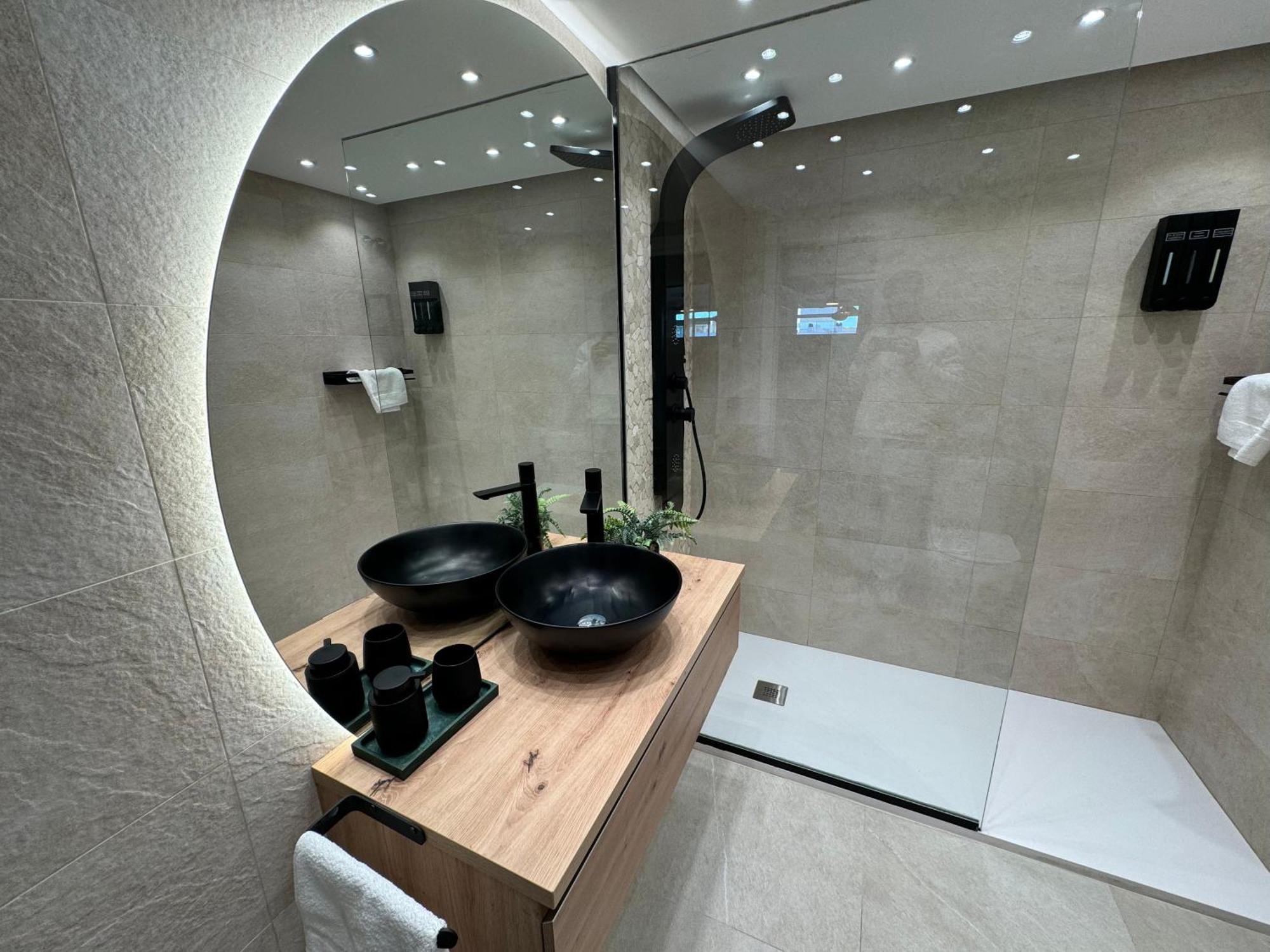 Zelun Suite Torremolinos Center エクステリア 写真