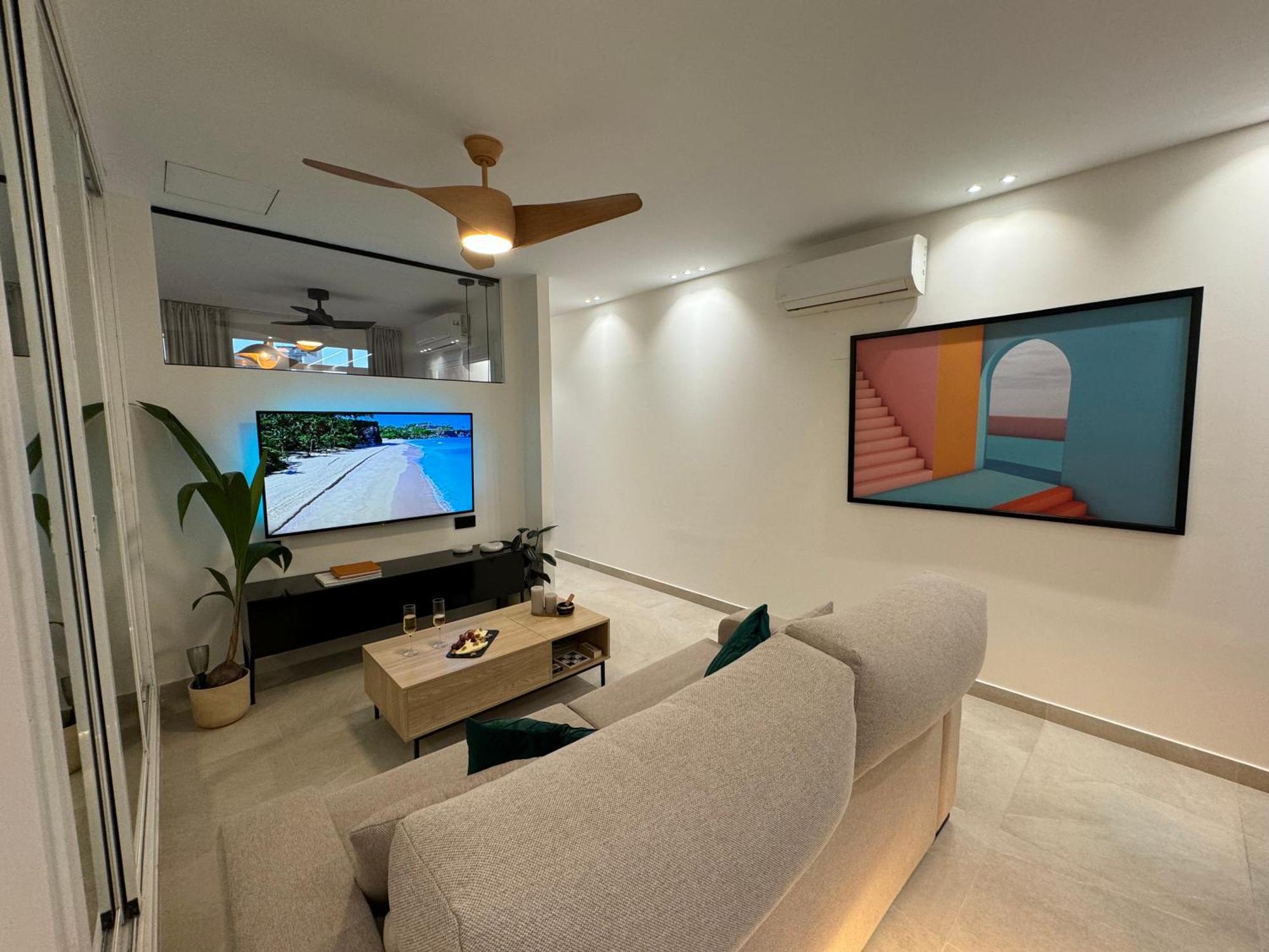 Zelun Suite Torremolinos Center エクステリア 写真